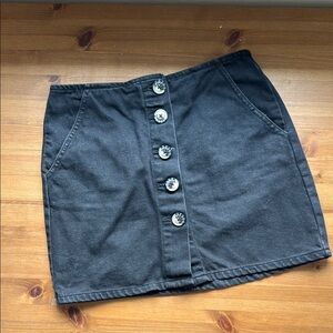 Pull&Bear Black Button-Front Mini Skirt